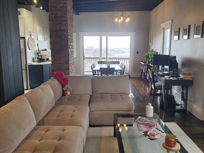 Building Photo - 56 Percival St