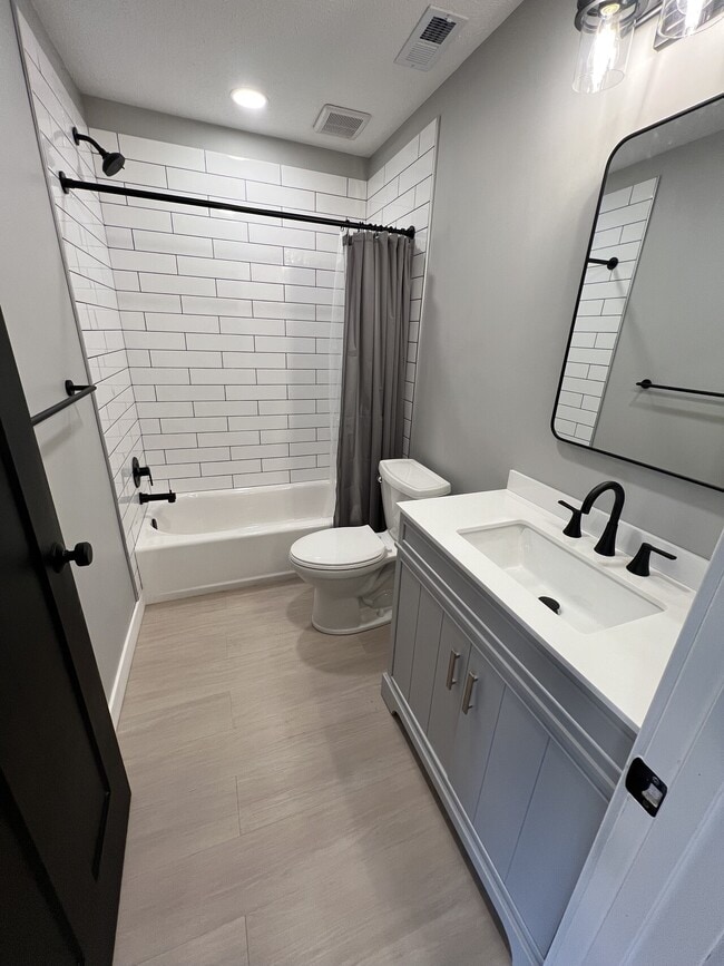 Building Photo - Jones Building