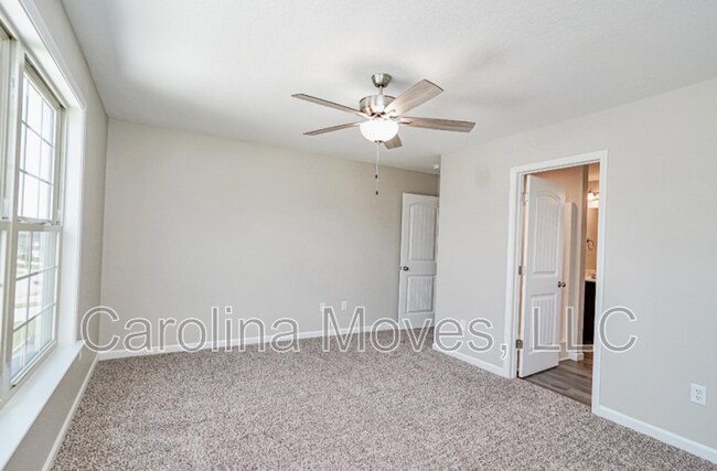 Building Photo - 276 Lockeland Park Dr