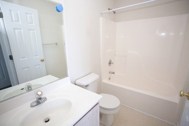 Building Photo - 1324 Devon Ln