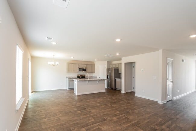 Primary Photo - Burnside Farms with community Pool!!