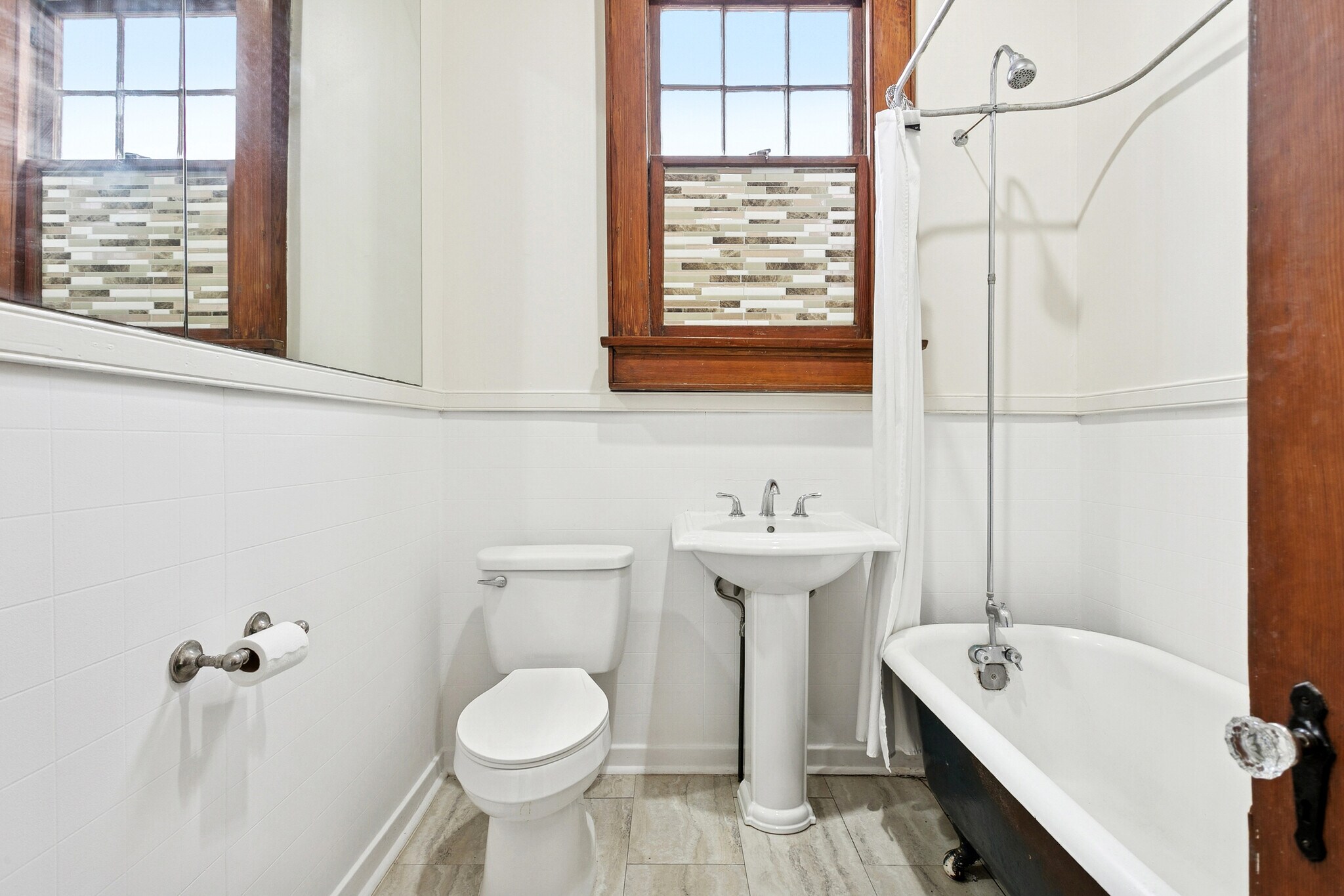 Building Photo - 1535 Dublin St