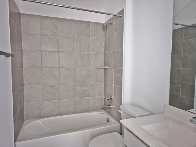 Building Photo - 5029 Almond Ter Dr