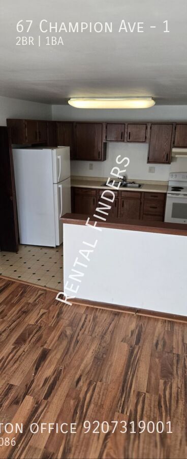 Primary Photo - 67 Champion Ave