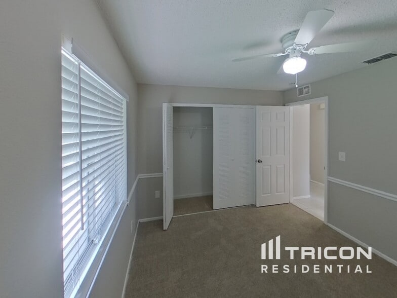 Building Photo - 3717 Coppertree Cir