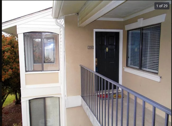 Building Photo - 1708 Wingate Way