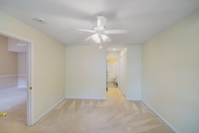 Building Photo - 15021 Deshler Ct