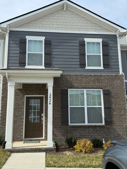 Primary Photo - 2526 Drumwright Way