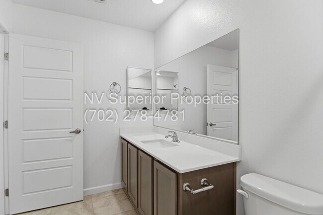 Building Photo - NW! 3 Bedroom Townhouse!! Gated!! Parks!! All Tile Floors Downstairs!! 2 Car Garage!!!
