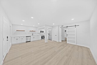 Building Photo - 14333 Memorial Dr