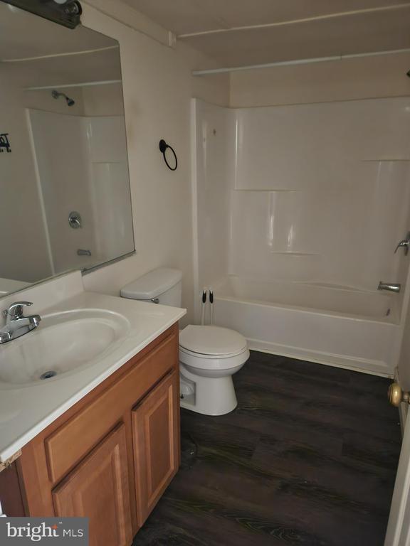 Building Photo - 118 Kiln Dr