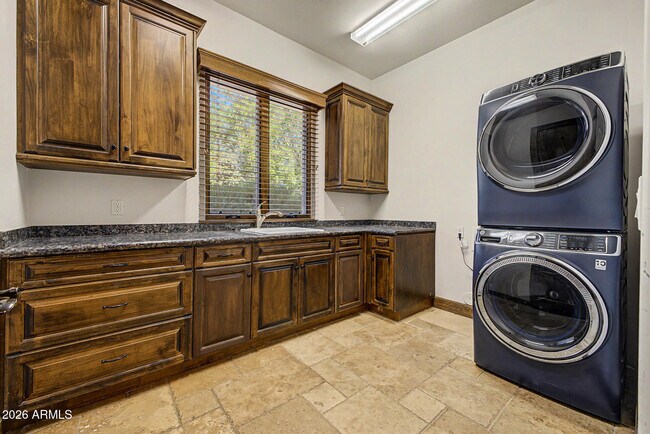 Building Photo - 13258 N 79th St
