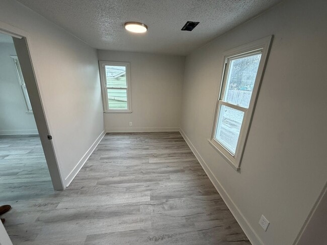 Building Photo - 758 Dryden Rd