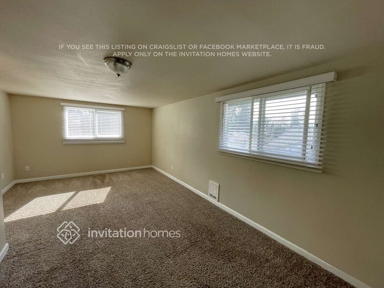 Building Photo - 1802 S 246th Pl