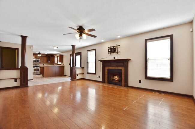 Building Photo - Four Bedroom in Fields of Northmeade!