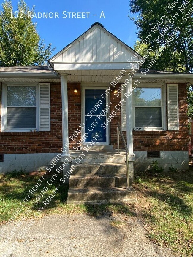 Primary Photo - 5 miles to downtown * 2BR duplex available...