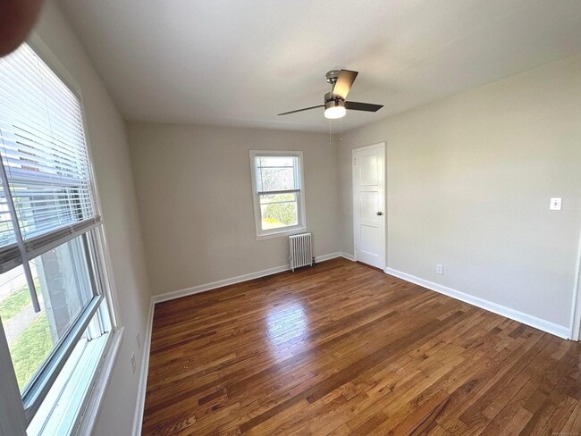 Building Photo - 29 Standish Rd