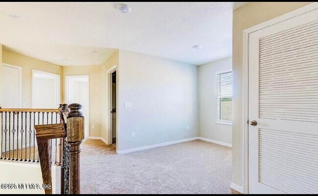 Building Photo - 87 Fellbrook Dr