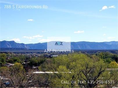 Building Photo - 788 S Fairgrounds Rd