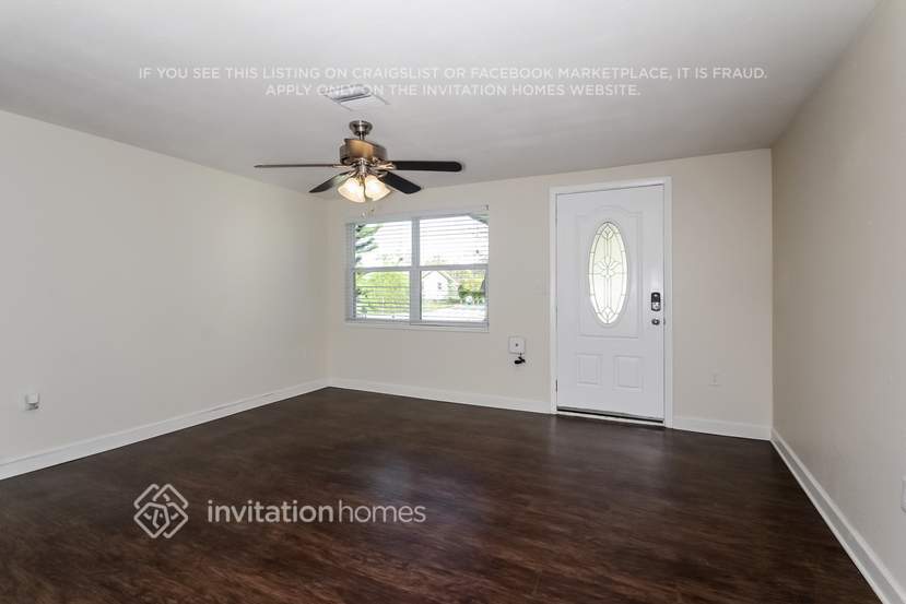 Building Photo - 2103 Hanby St