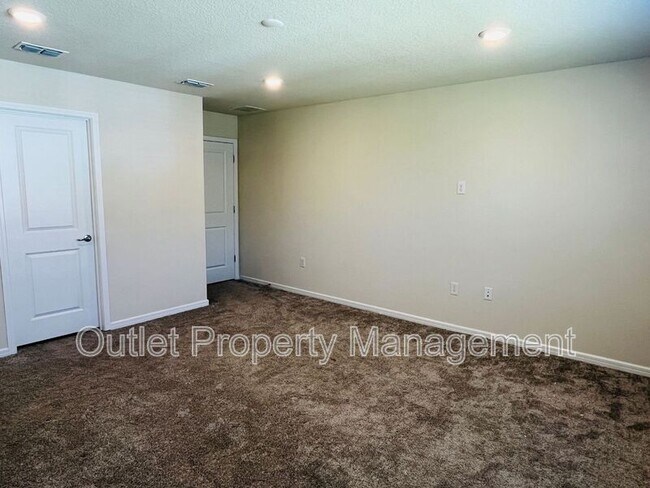 Building Photo - 17536 Saw Palmetto Ave