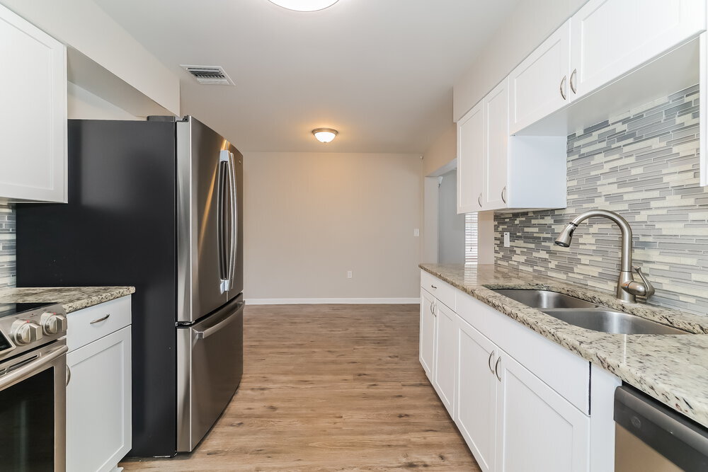 Building Photo - 309 Vaniman Ave