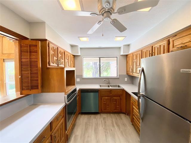 Building Photo - 2023 Springwood Pl