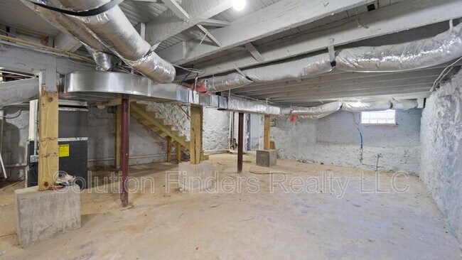 Building Photo - 5310 Winner Ave