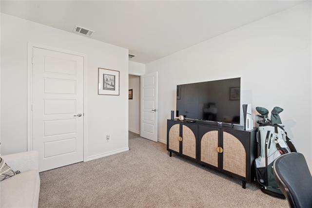 Building Photo - 8356 George Brown Dr