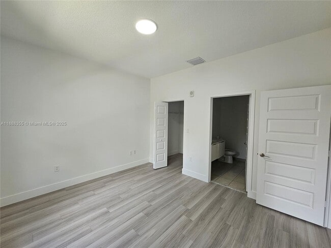 Building Photo - 7831 NW 104th Ave