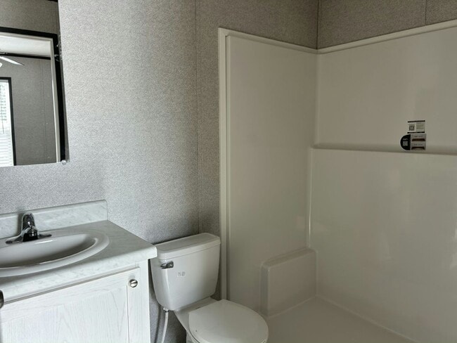 Building Photo - 5537 Our Ln