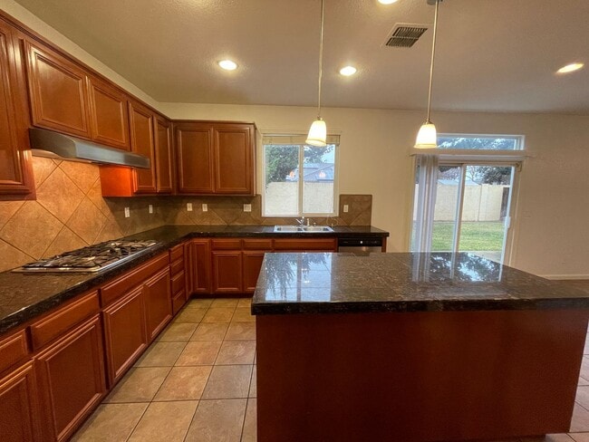 Building Photo - 1513 Sturm Dr