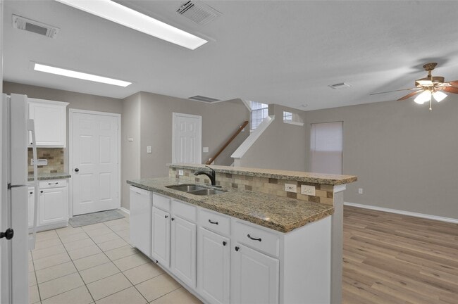 Building Photo - 147 Anise Tree Pl