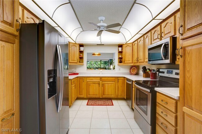 Building Photo - 15400 Cedarwood Ln