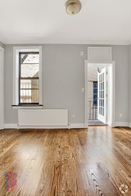 Building Photo - 343 E 5th St