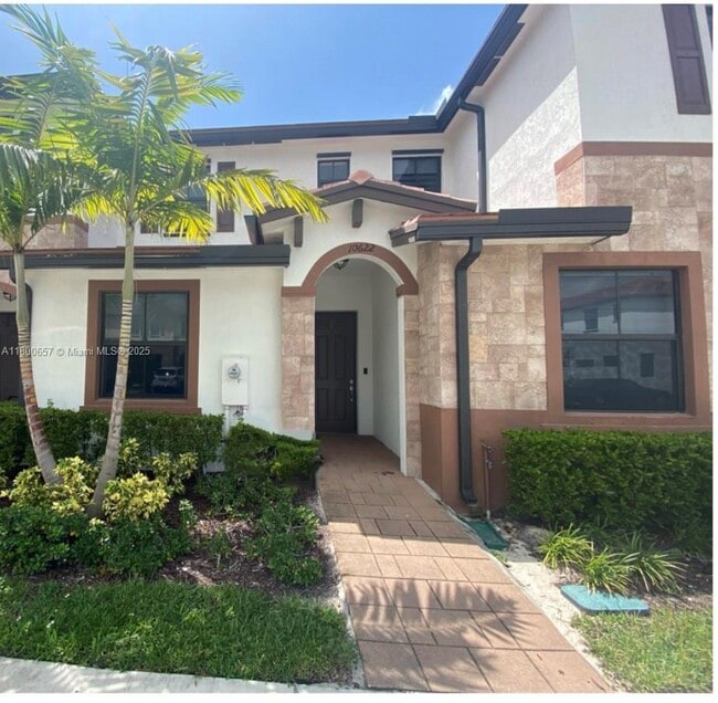 Primary Photo - 10622 W 33rd Way