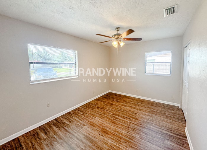 Building Photo - 7901 Austin Rd