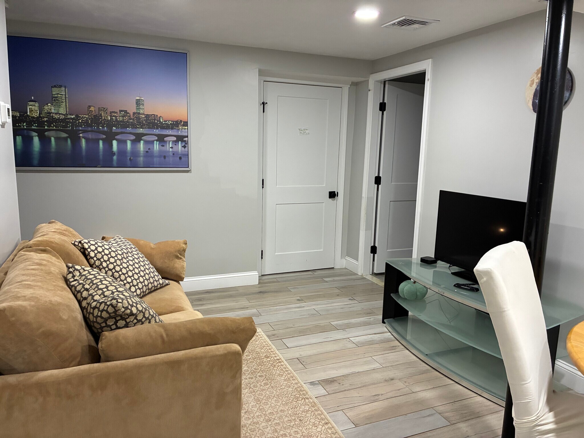 Building Photo - 89 Britton Ave