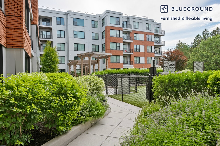 Building Photo - 139 Washington St