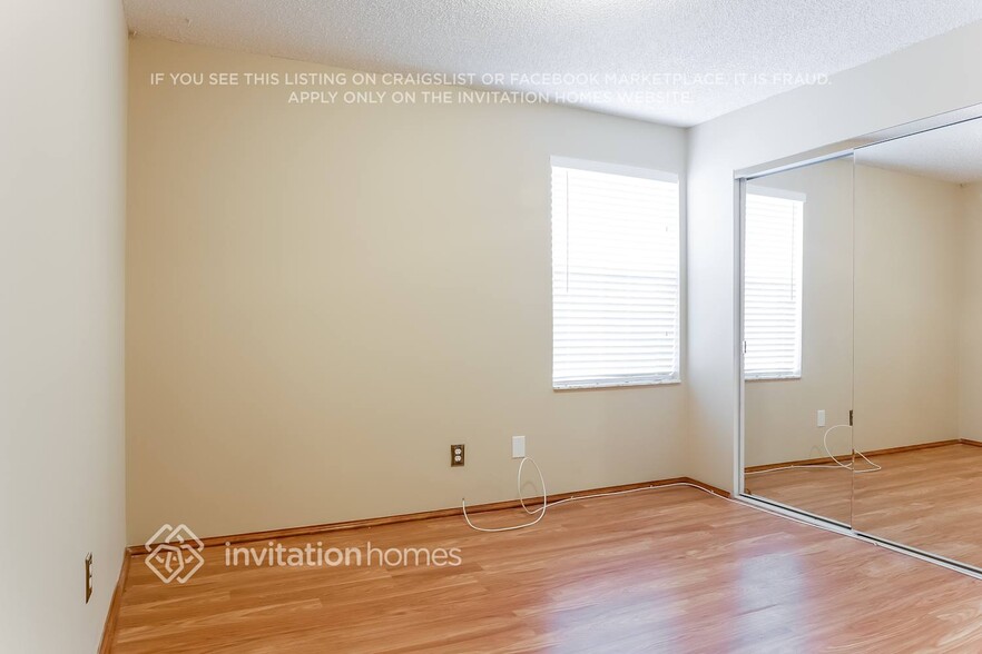 Building Photo - 2031 NW 190th Ave