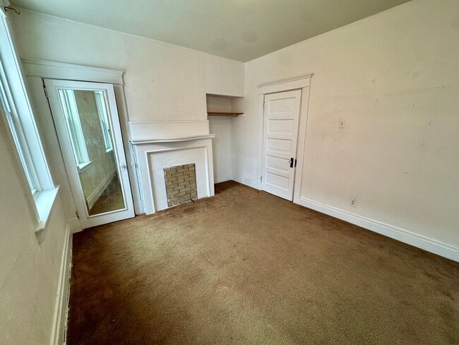 Building Photo - 5514 Broad St