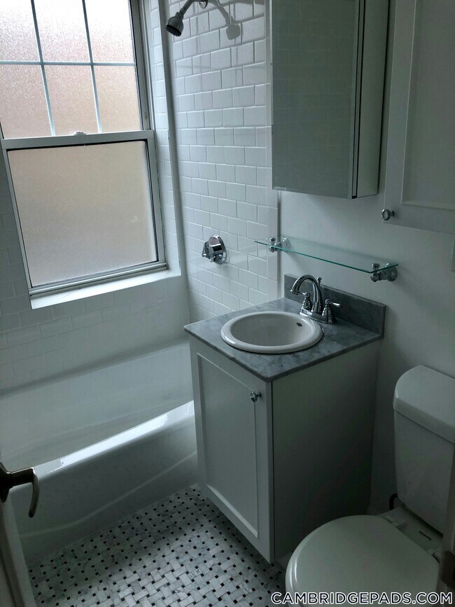 Building Photo - 26 Chauncy St