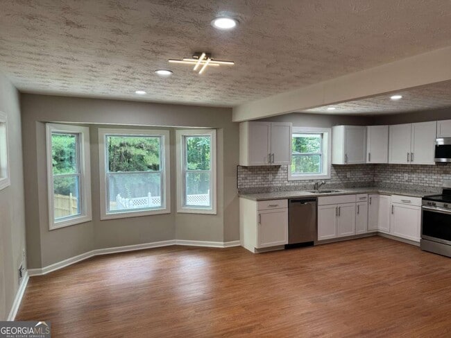 Building Photo - 1516 Chase Ct