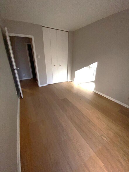 Building Photo - 1260 21st St NW