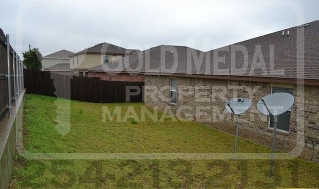 Building Photo - 1110 Grace Point Dr