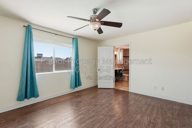 Building Photo - 1275 W Del Rio St