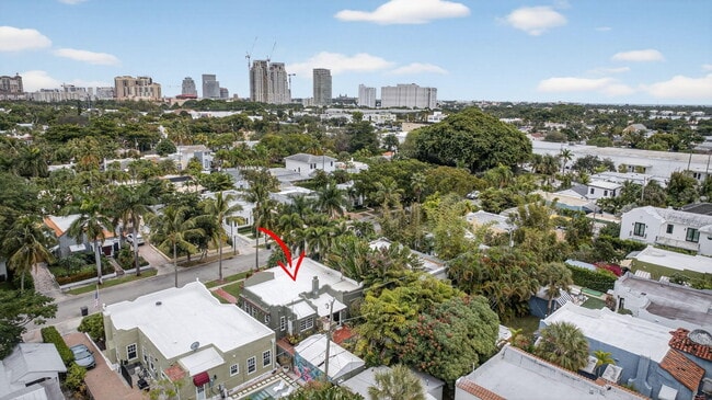 Building Photo - 616 Upland Rd