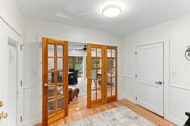 Building Photo - 98 Union St