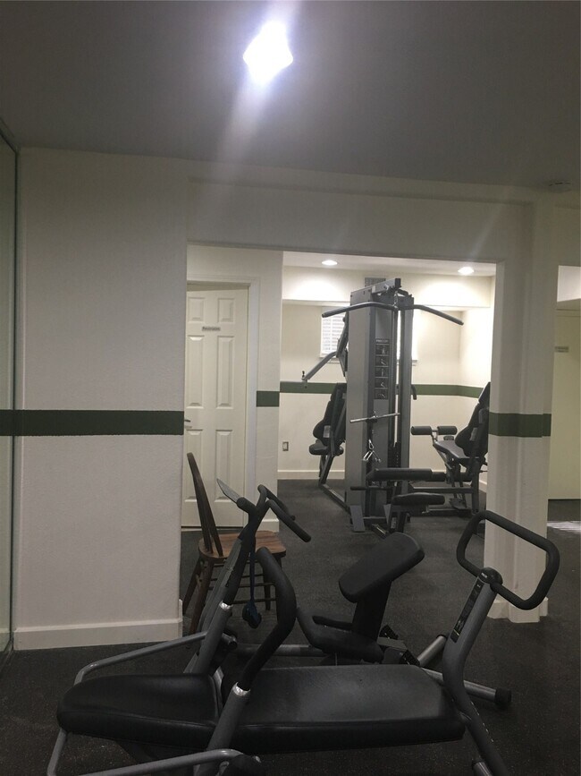 Building Photo - 1449 Heights Blvd