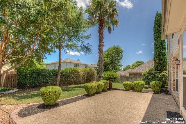 Building Photo - 3913 Arroyo Del Sol